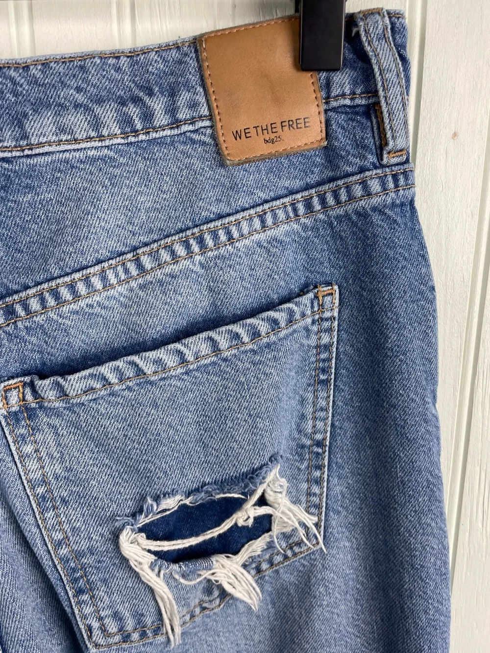 Free People New Dawn Flare Jeans Size 26 Distressed Denim Cotton We the Free